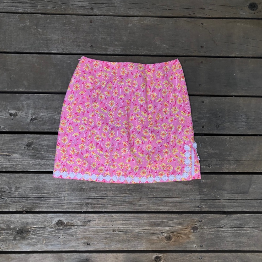 Lily Pulitzer Pink Skirt with Daisies